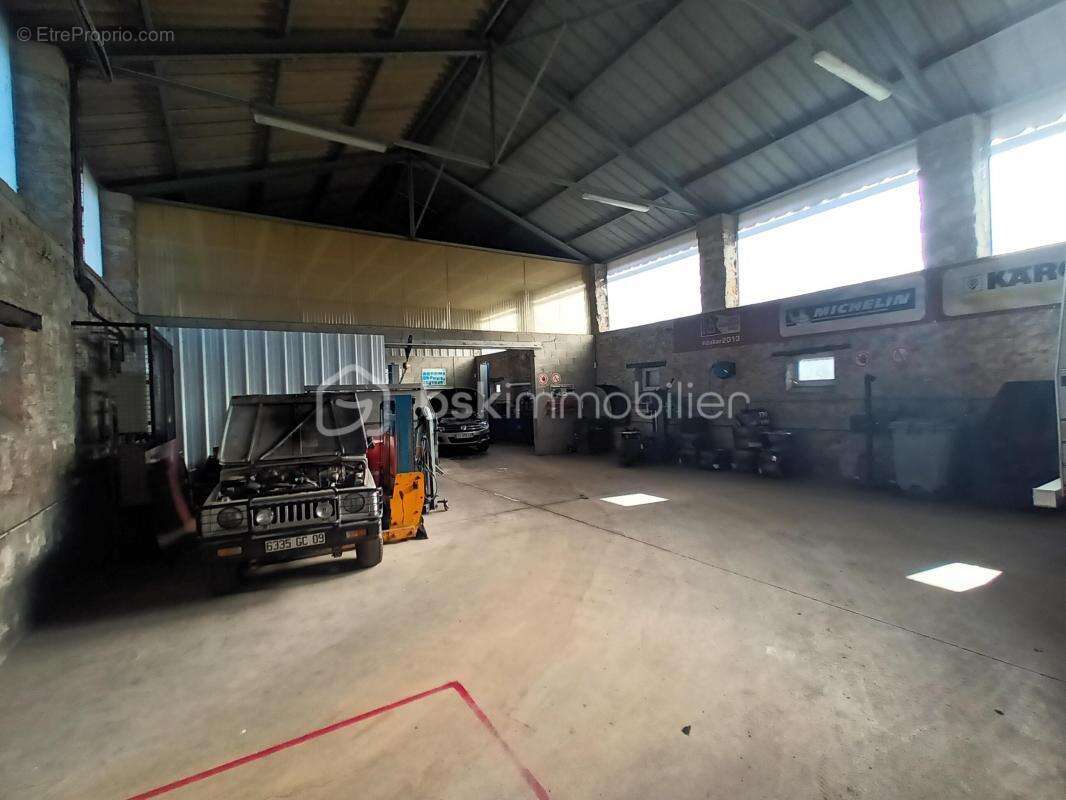 Commerce à LA BASTIDE-DE-SEROU