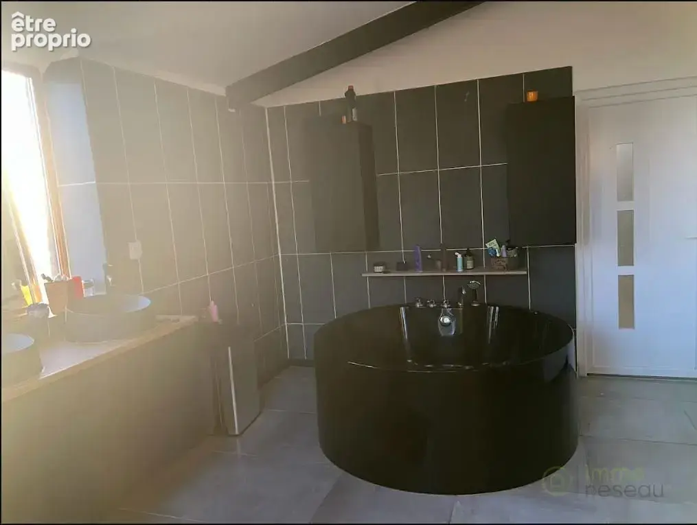 Maison 8 pièces 240 m² à vendre à Beaufort (59330) - photo 3