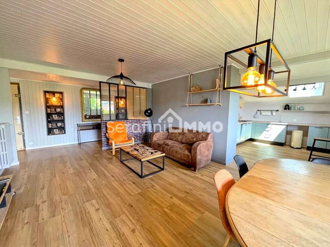 Appartement à ANNECY-LE-VIEUX