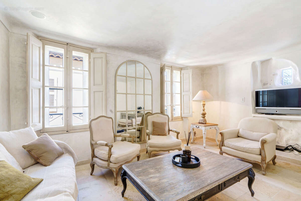 Appartement à SAINT-TROPEZ