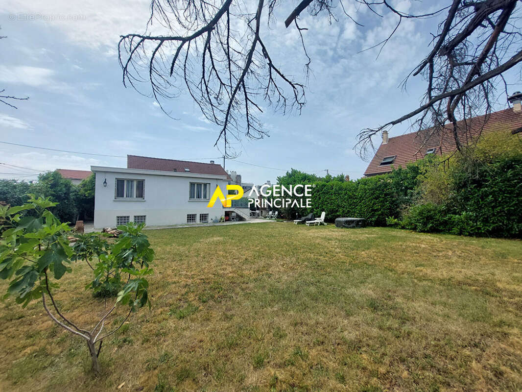 Maison à BEZONS