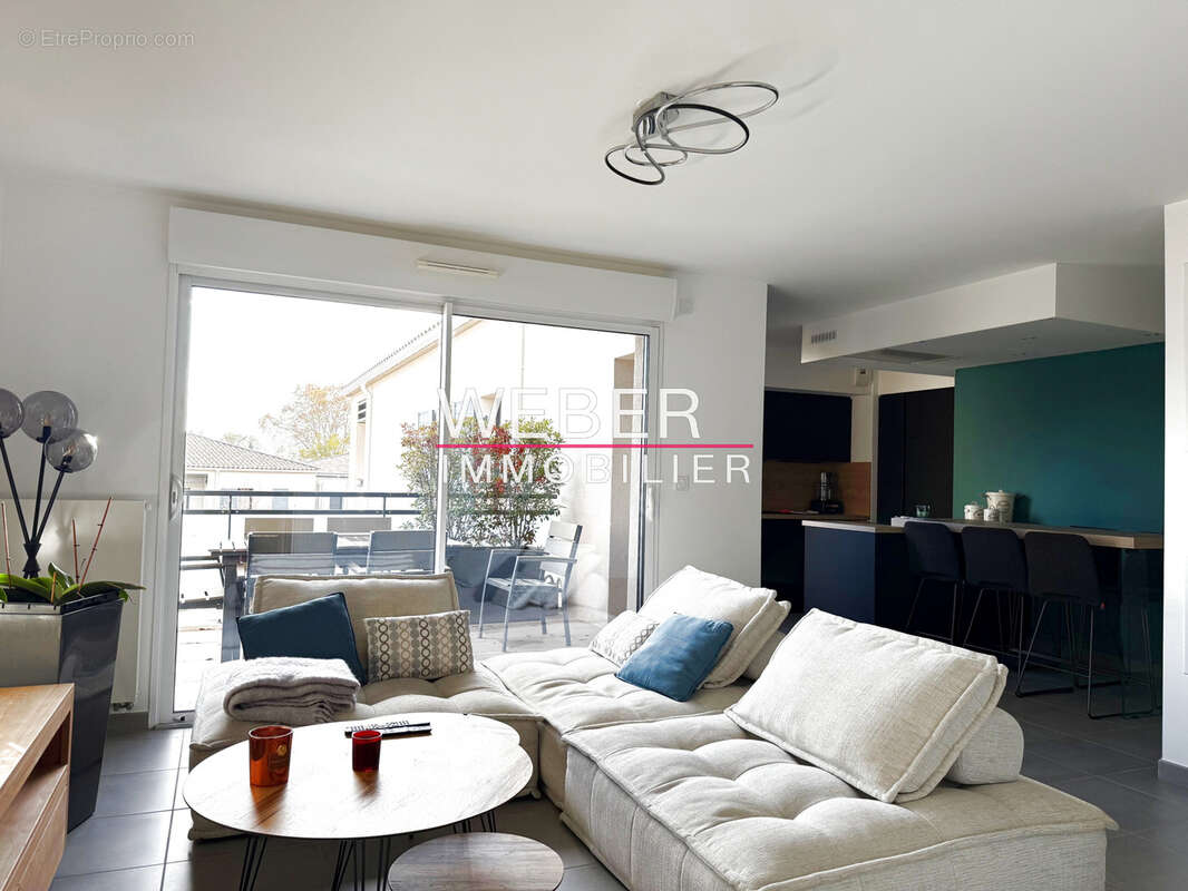 Appartement à OLLIOULES