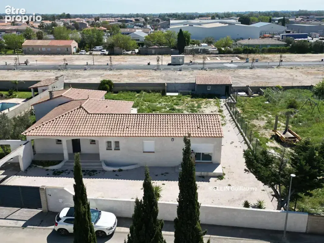 Proximité Perpignan grande maison 4 pièces 170 m2 - photo 2