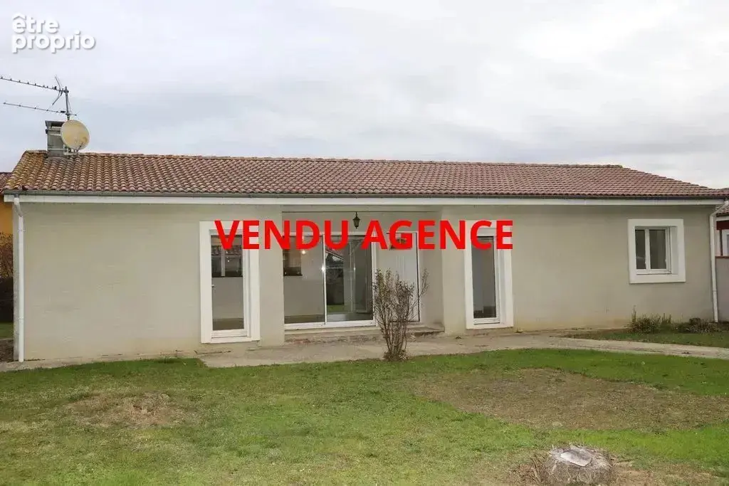 Maison à LA TOUR-DU-CRIEU