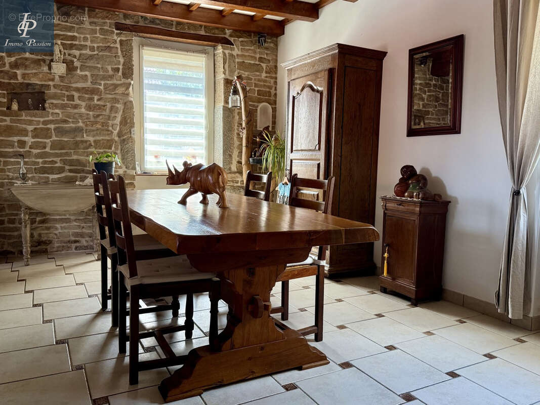 Maison à LONGECOURT-EN-PLAINE