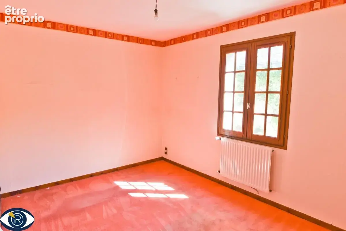 Maison 88 m² à Laval  - photo 4