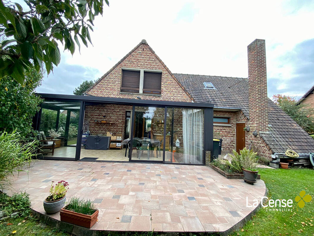 Maison à CAMPHIN-EN-PEVELE