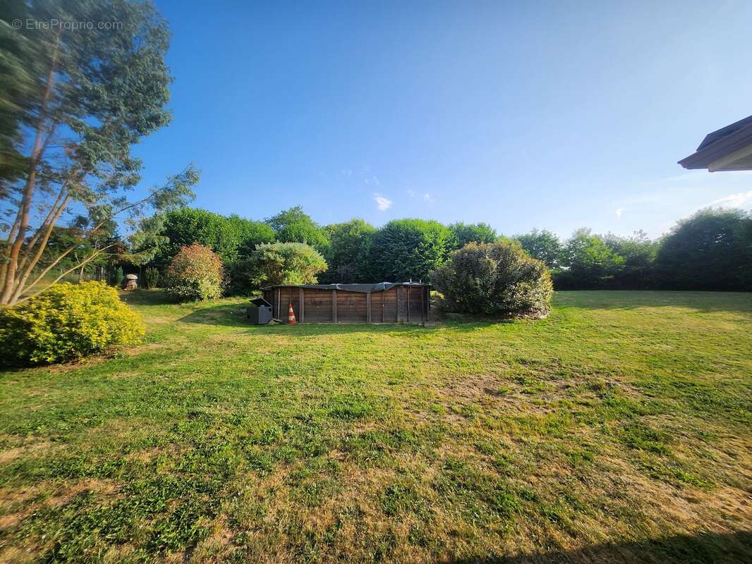 Maison à BESSINES-SUR-GARTEMPE