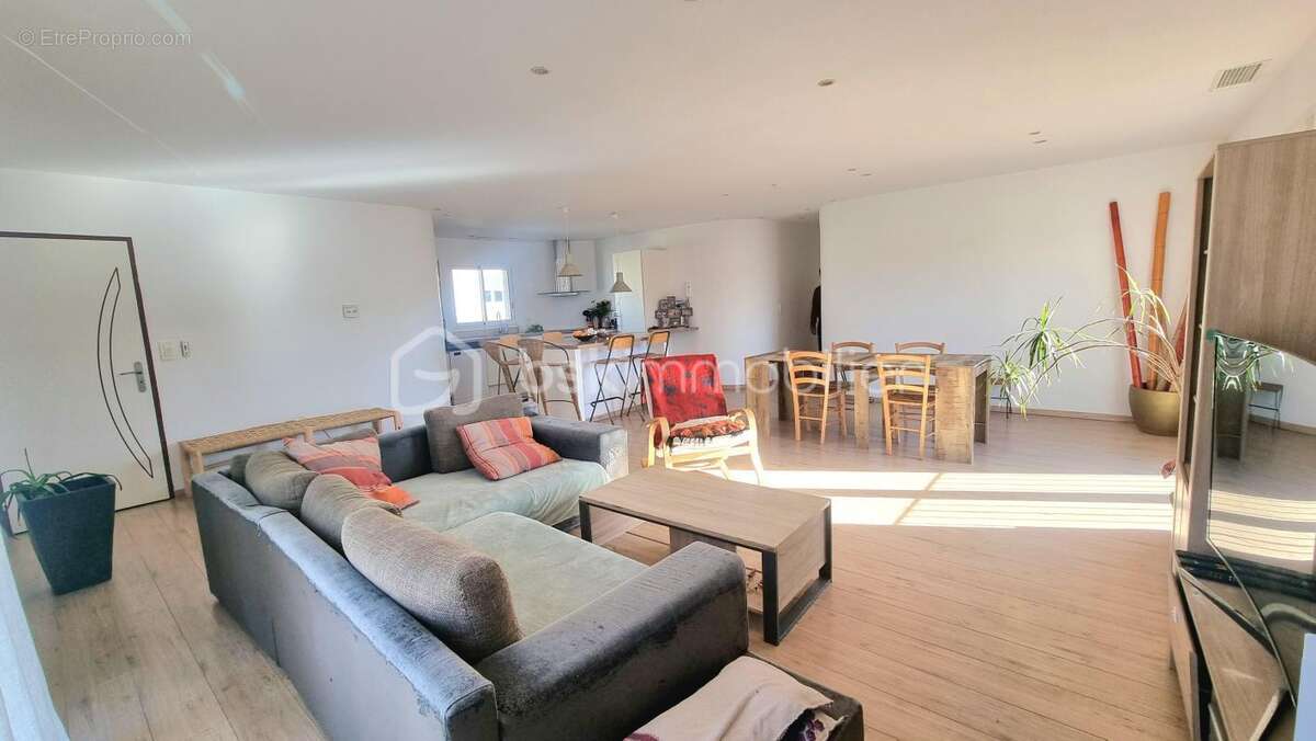 Appartement à MILLAS