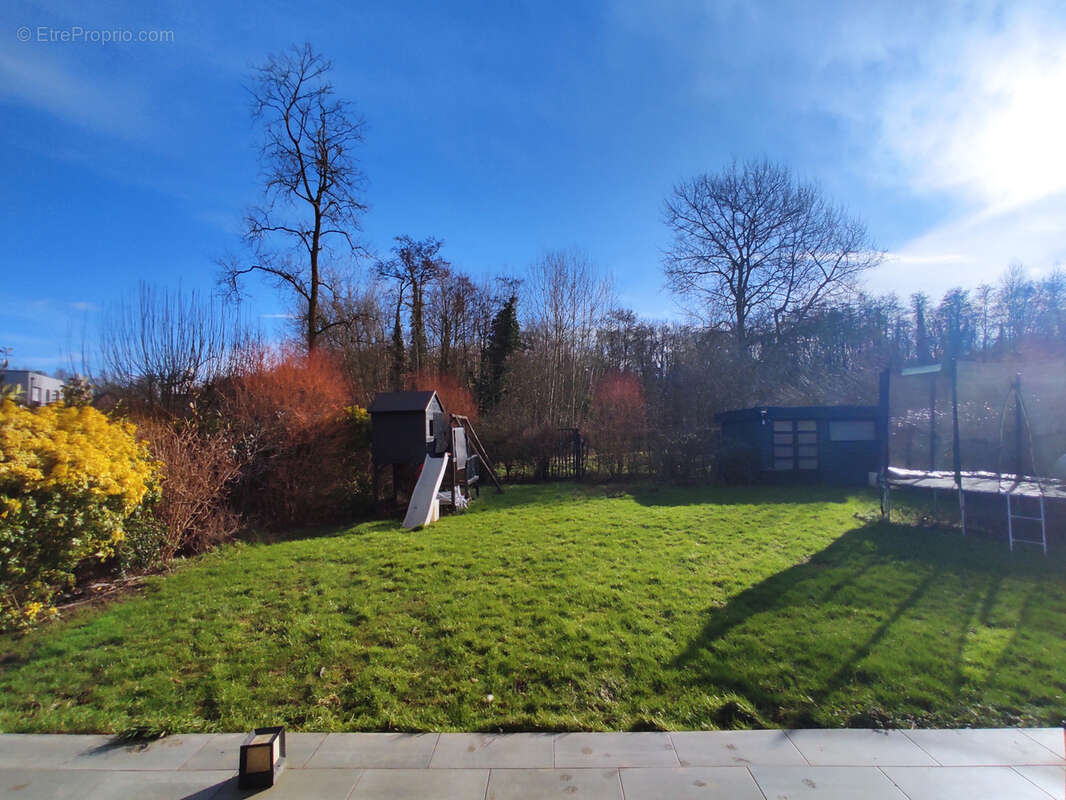 Libercourt : pavillon individuel semi plain-pied 160 m2 habitables  5 chambres+bureau - photo 8