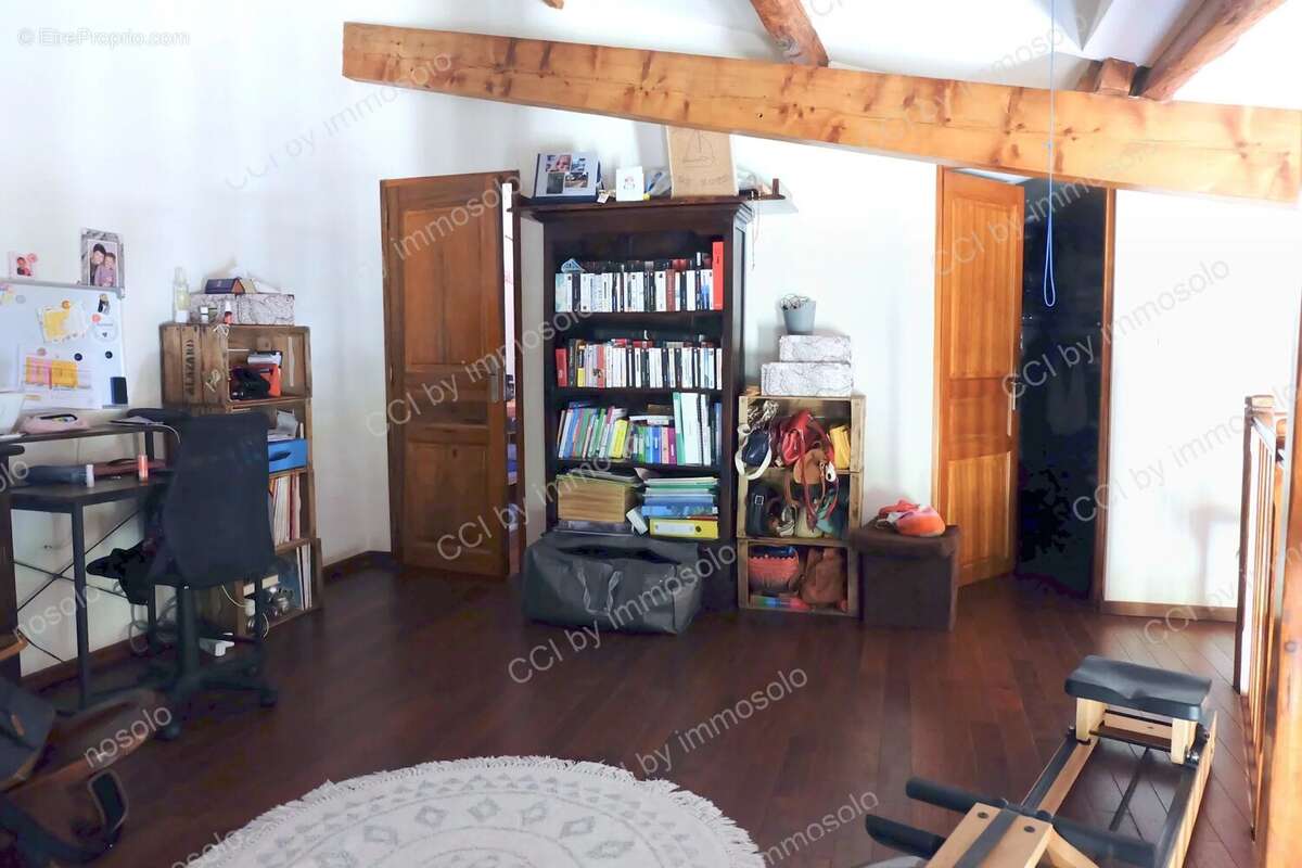 Immeuble mixte de rendement – Port-de-Bouc - photo 10