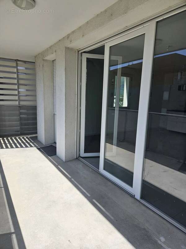 Appartement à SAINT-EGREVE