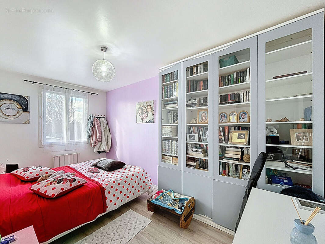 Maison à SAINT-SAMSON-DE-LA-ROQUE