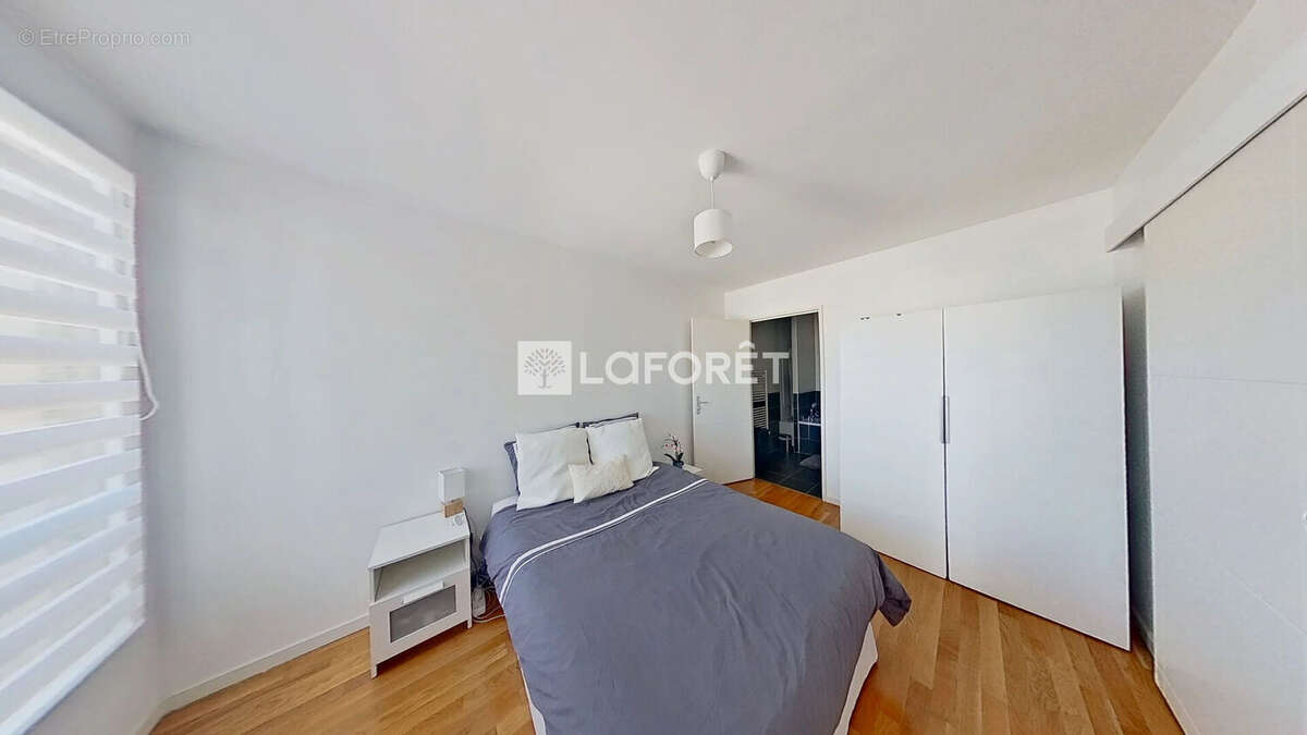Appartement à LYON-8E
