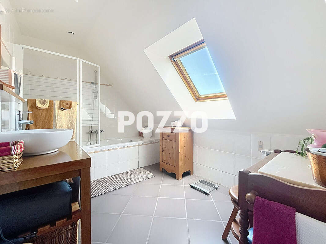 Maison à SAINT-PAIR-SUR-MER