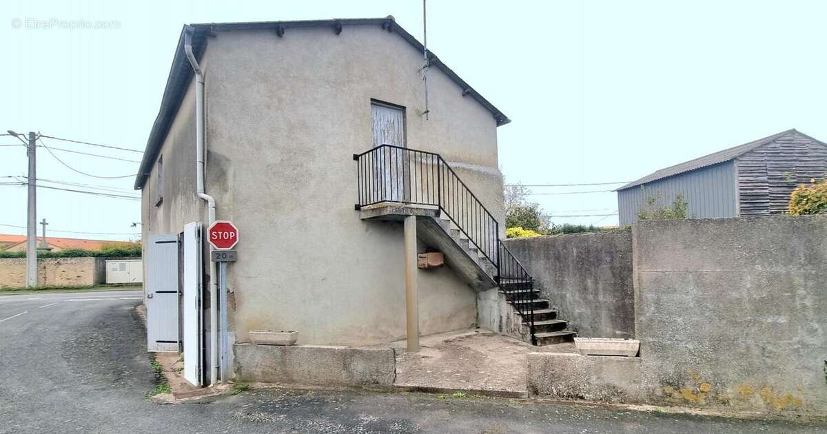 Maison à VALANJOU