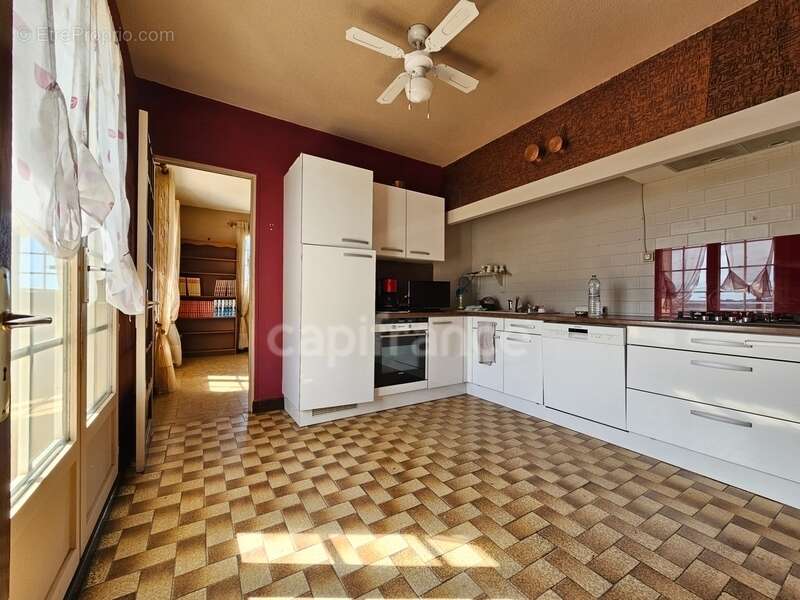 Maison à PANISSIERES