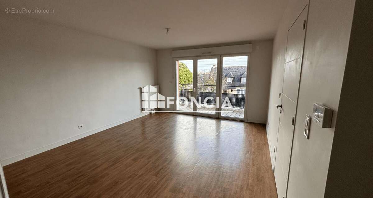 Appartement à SAINTE-LUCE-SUR-LOIRE
