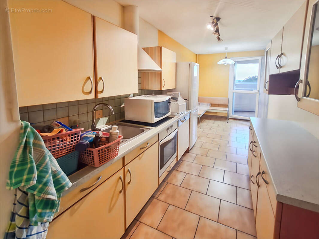 Appartement à VITROLLES