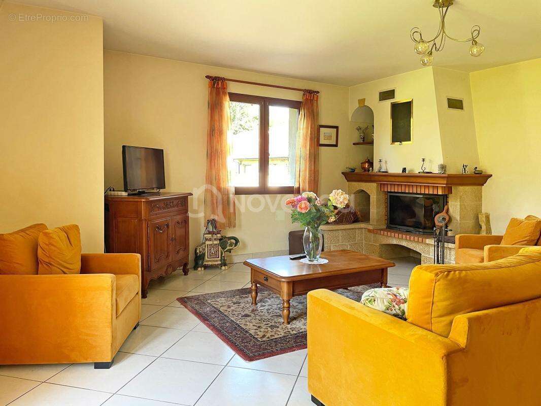Maison à LONS