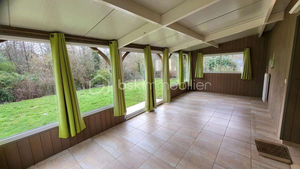 Maison à MESNIL-CLINCHAMPS