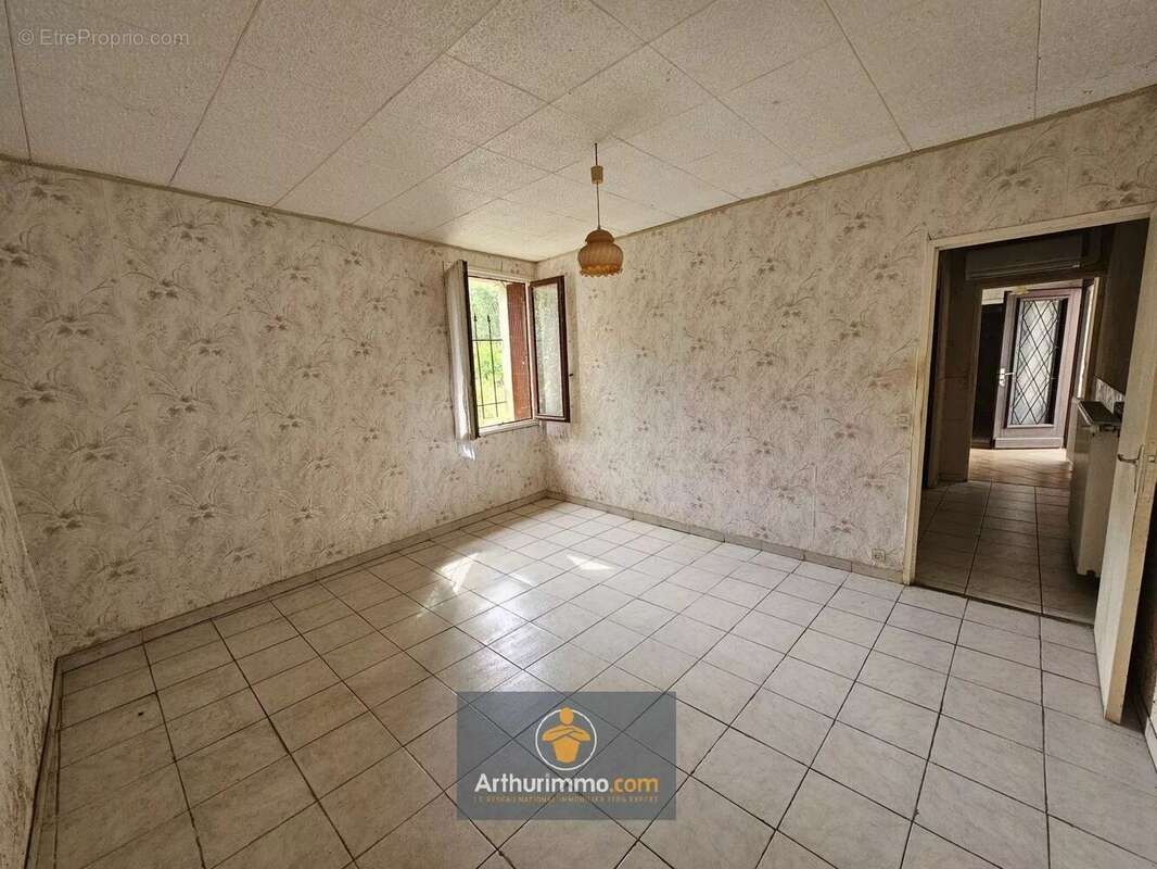 Maison à LA GREVE-SUR-MIGNON