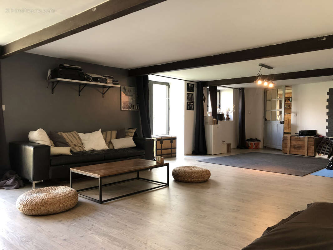 Maison à MIREBEAU