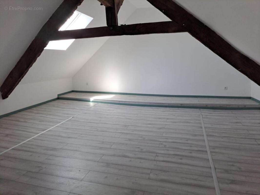 Appartement à SAINT-MEEN-LE-GRAND
