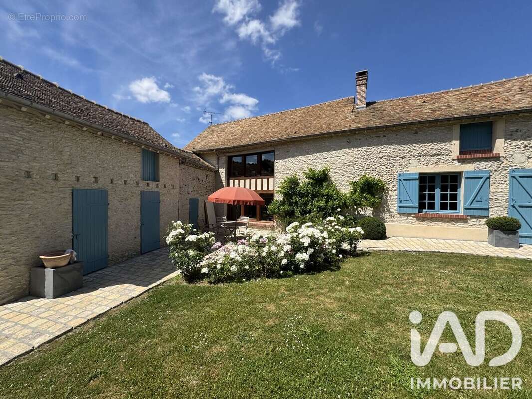 Photo 2 - Maison à ANET