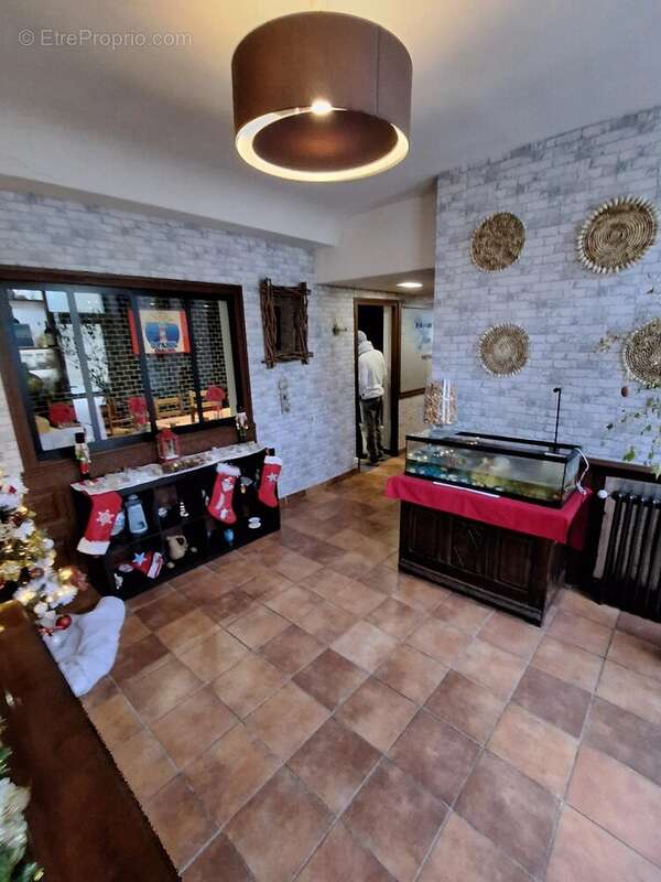 Restaurant bar 3 salles terrasse beau logement - photo 3
