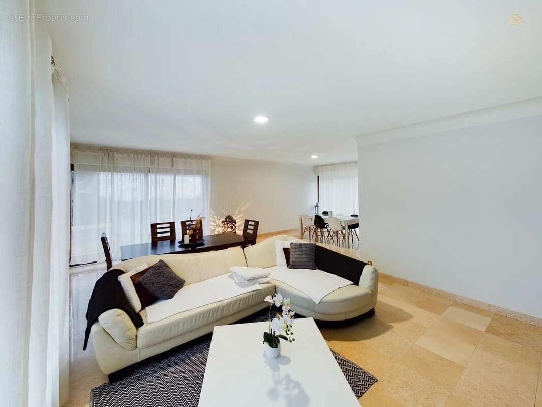 A VENDRE Coeur de DAX Maison 4 chambres + sous-sol - photo 2