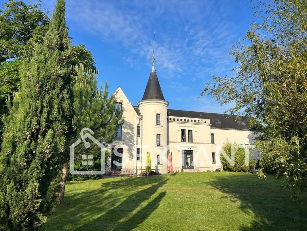 Maison à COGNAC