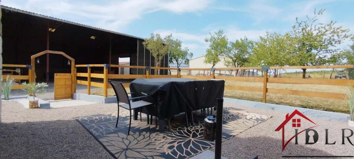 Magnifique corps de ferme avec annexes - photo 4
