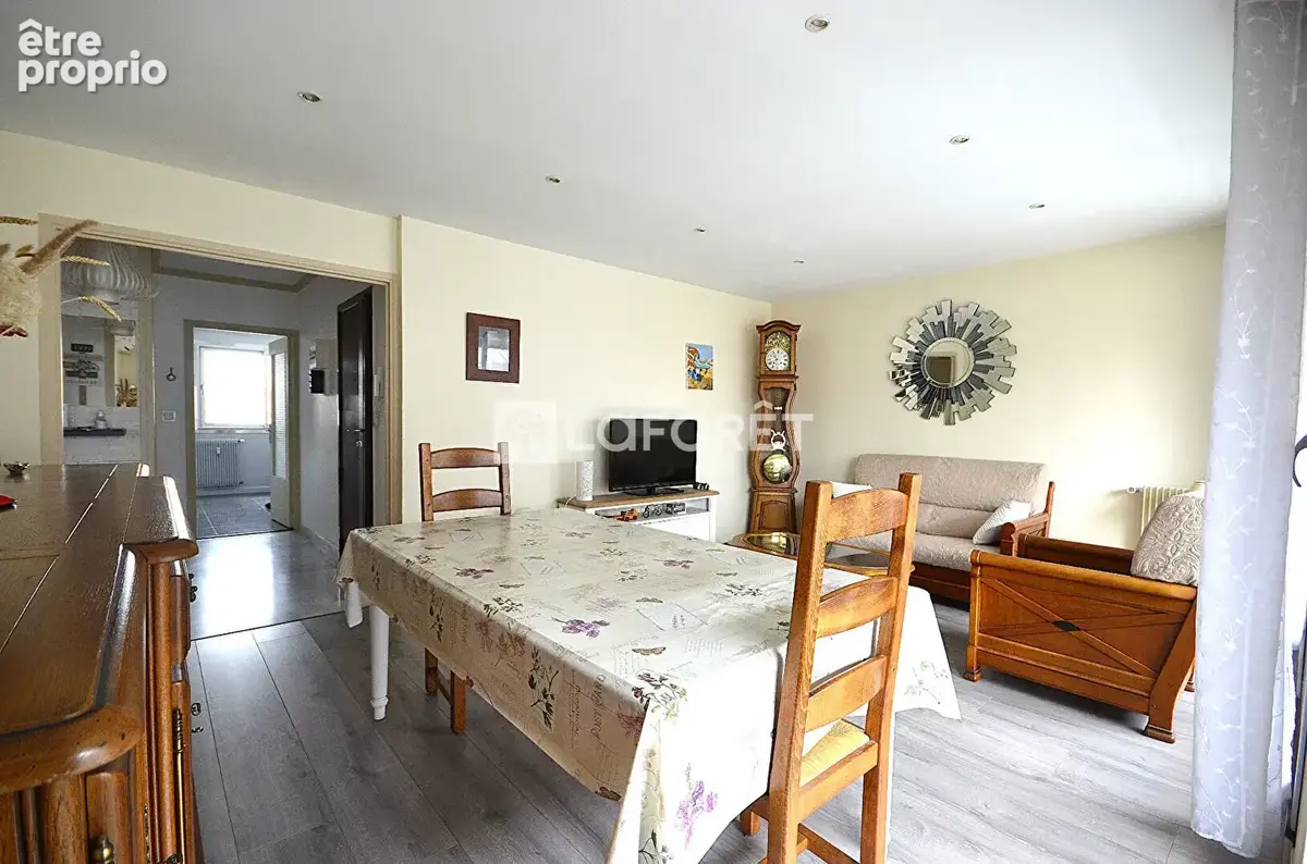 Appartement Villeurbanne 3 pièce(s) 71 m2 Secteur Gratte-Ciel ? - photo 6