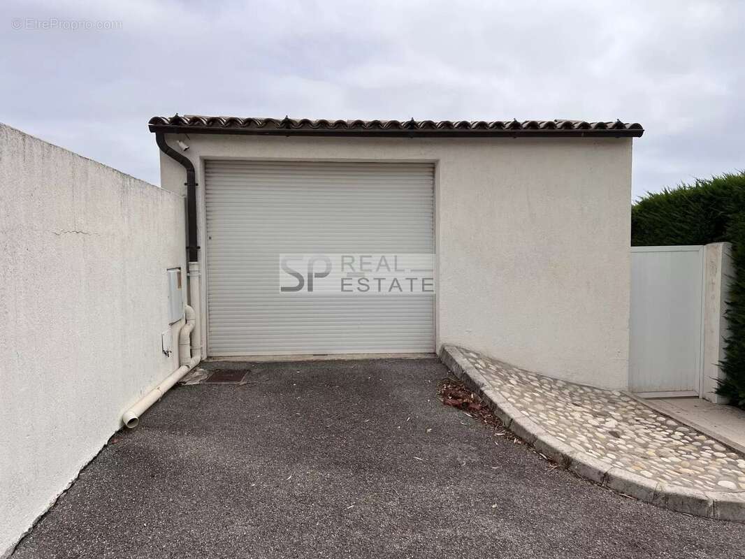 Maison à VILLENEUVE-LOUBET