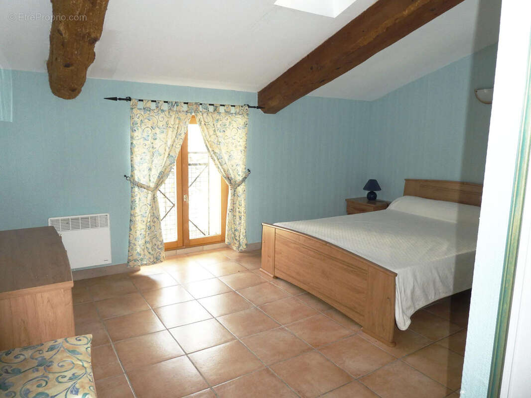 Maison à DUILHAC-SOUS-PEYREPERTUSE