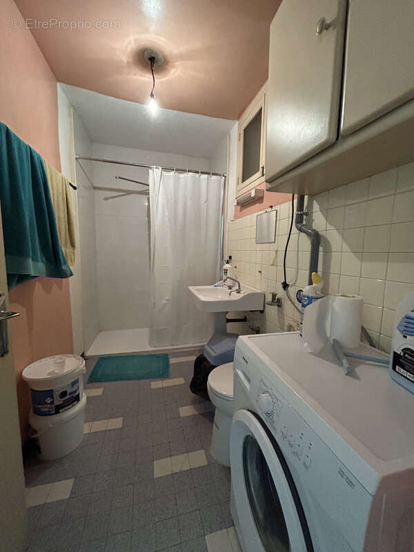 Commerce à HAUTERIVES