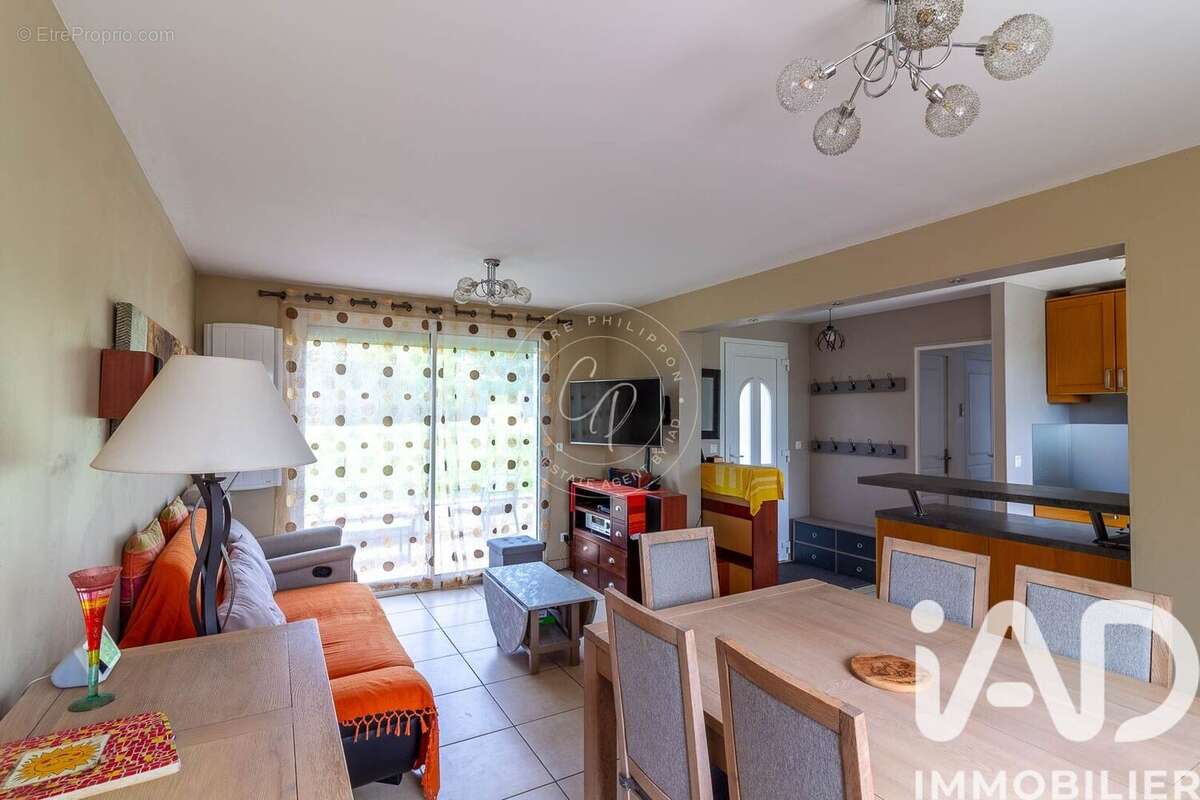 Photo 4 - Maison à RICHEBOURG