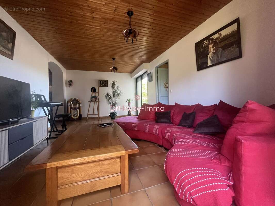 Maison à ARTIGUES-PRES-BORDEAUX