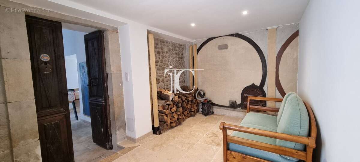 Maison à RIBAUTE-LES-TAVERNES