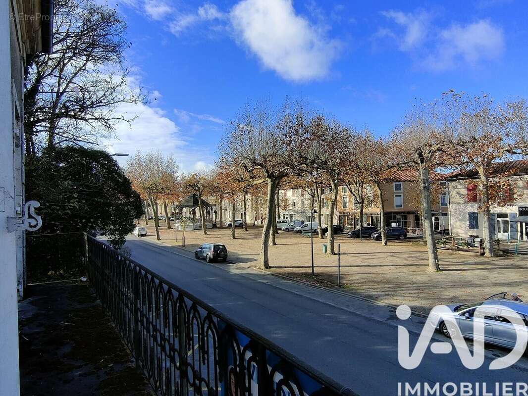 Photo 2 - Maison à LAVARDAC