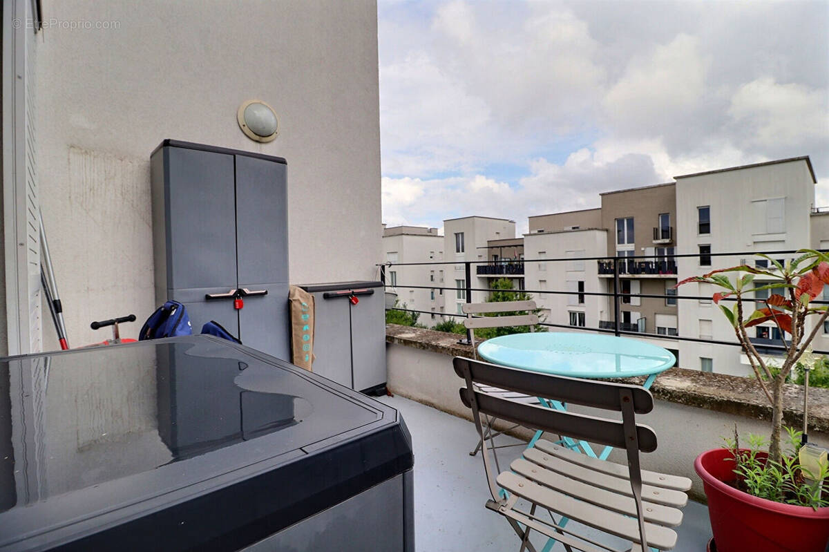 Appartement à STAINS