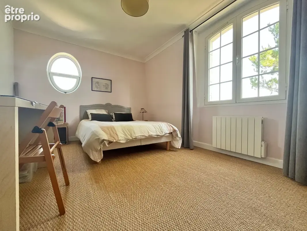 Belle maison familiale entourée de verdure - photo 6