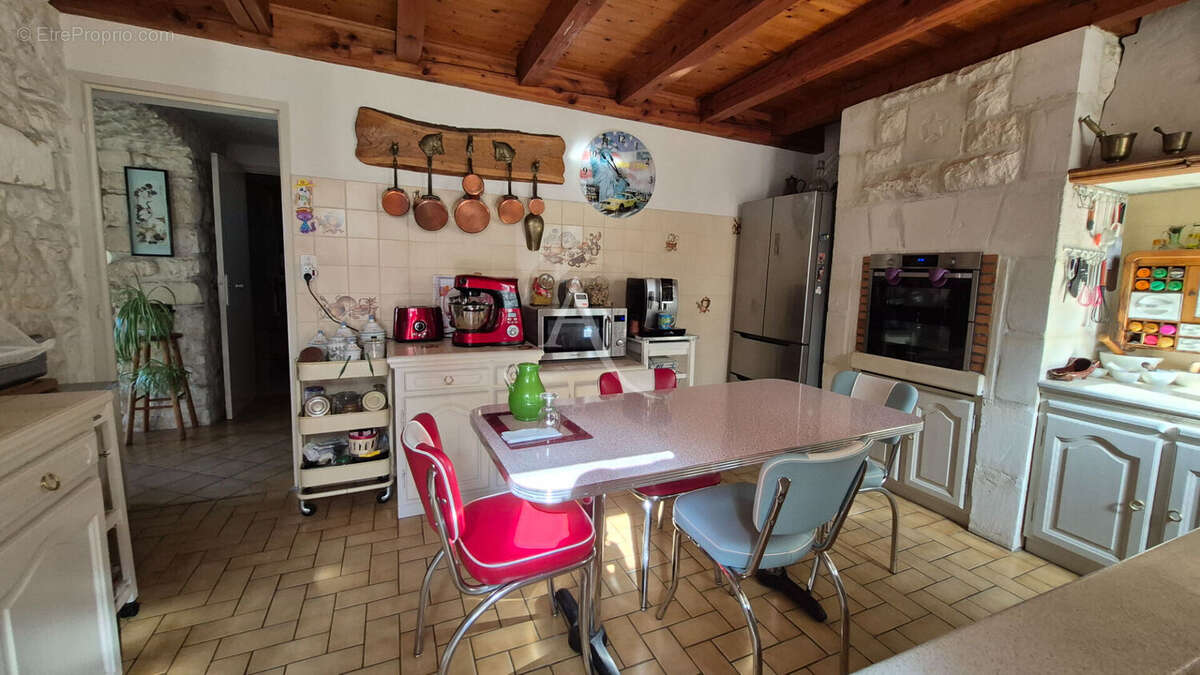 Maison à CHERMIGNAC