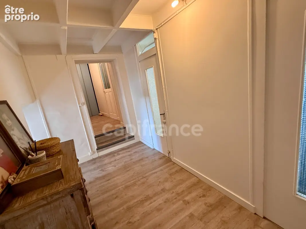  CHAMPDENIERS – Maison de caractère rénovée de 175 m² avec 135 m² de dépendances et fort potentiel - photo 18