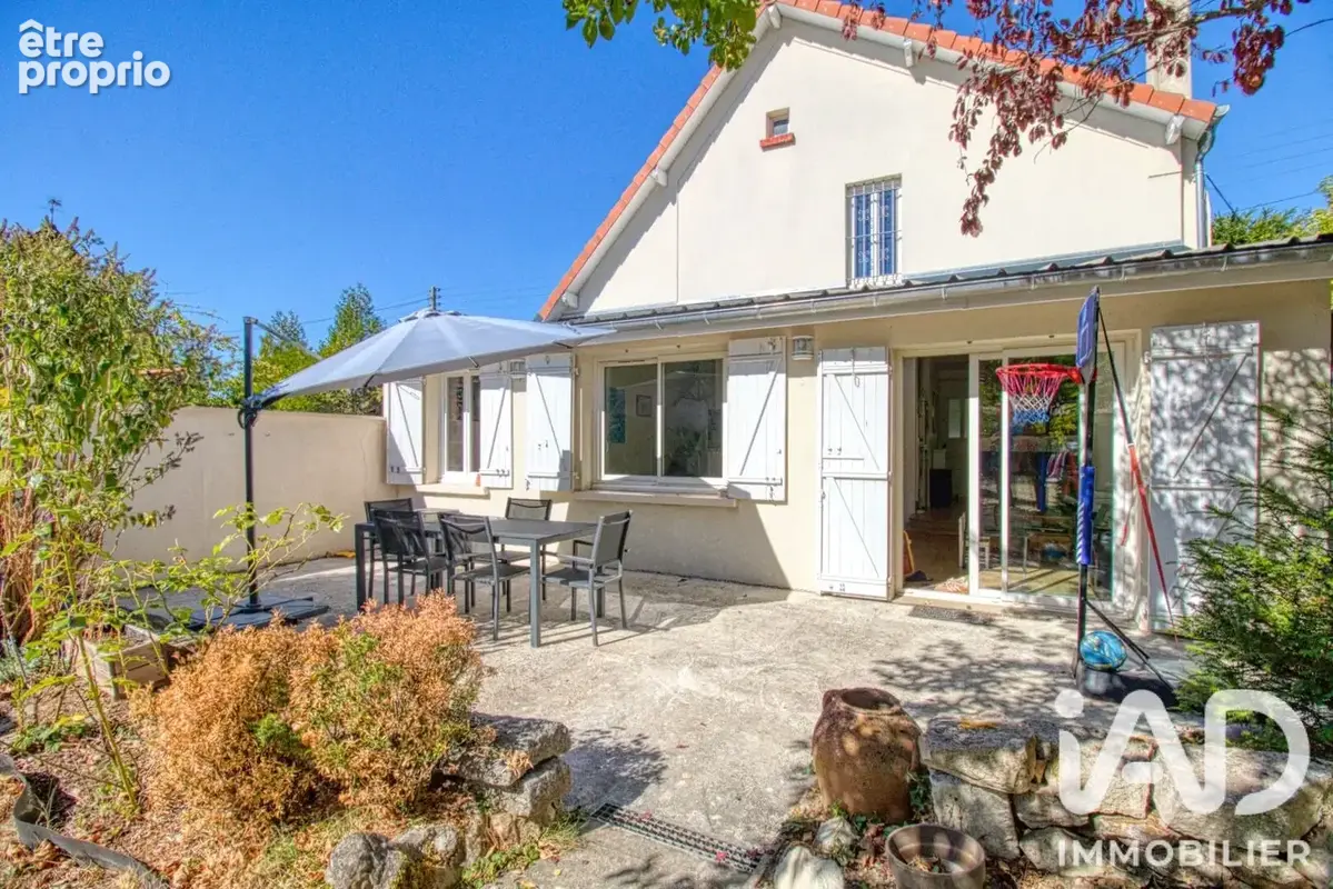 Photo 1 - Maison à LAGNY-SUR-MARNE