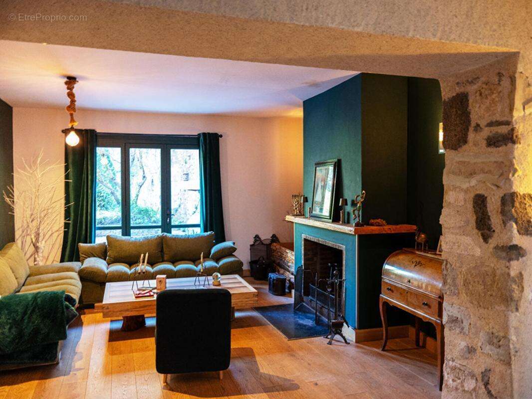 Maison à ADISSAN