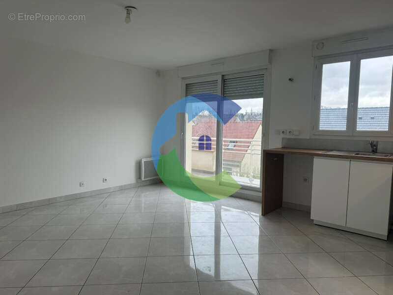 Appartement à CHILLY-MAZARIN