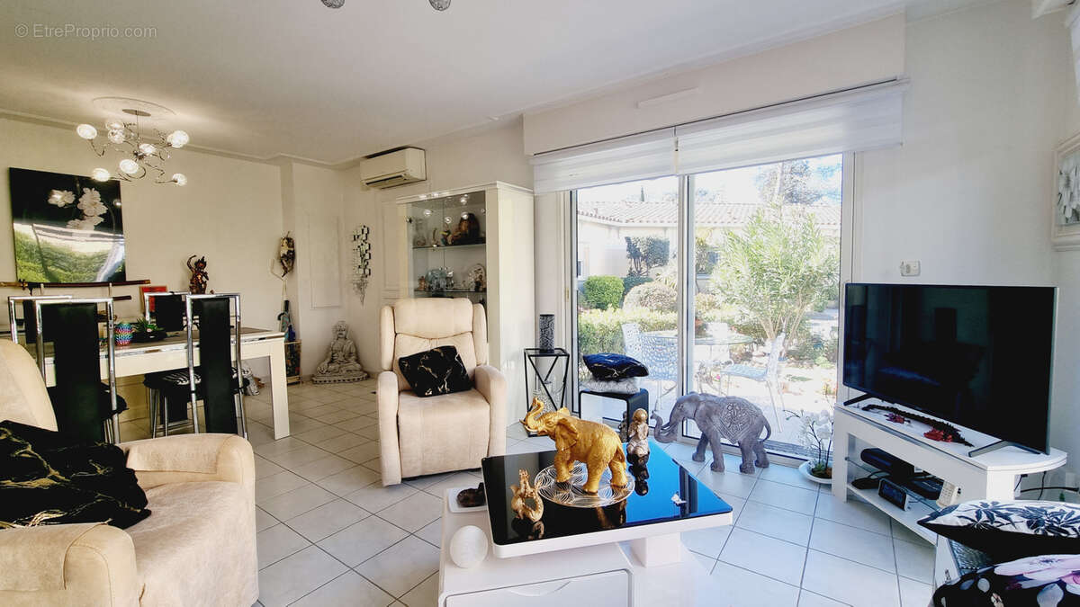 Appartement à SAINT-RAPHAEL