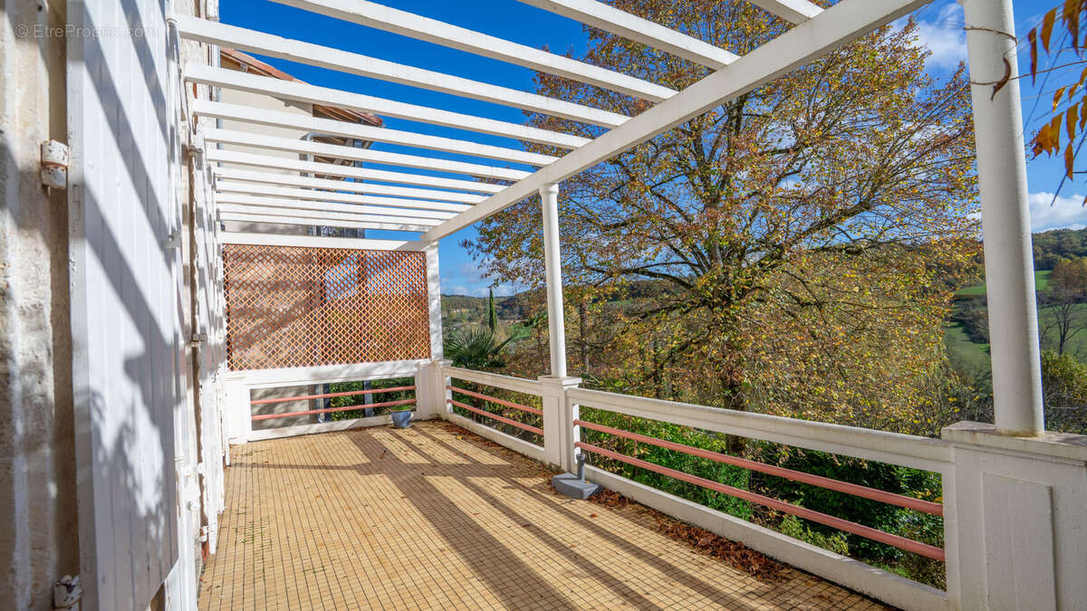 Maison à BAGAT-EN-QUERCY